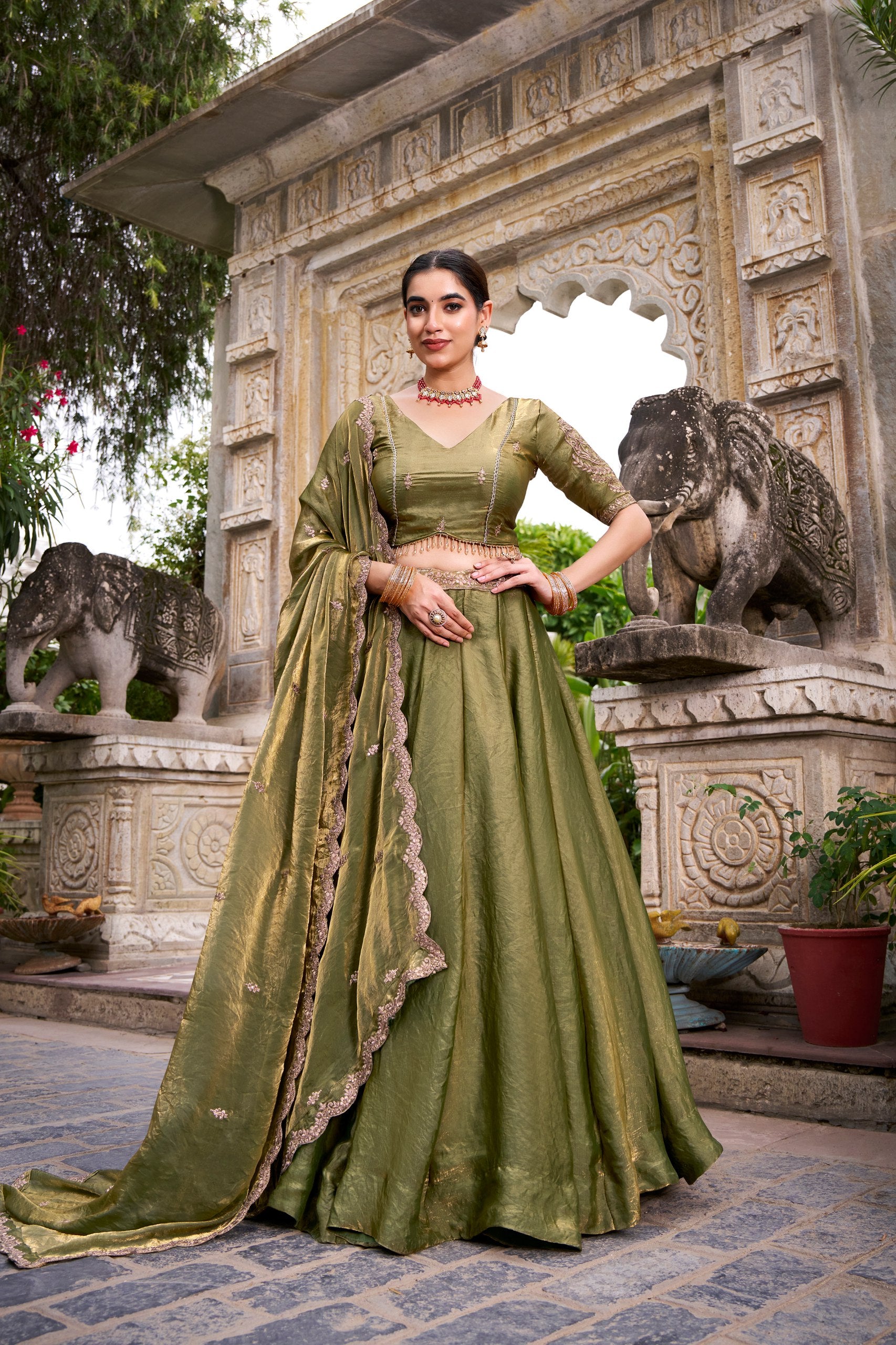 Elakshi Harmony Set