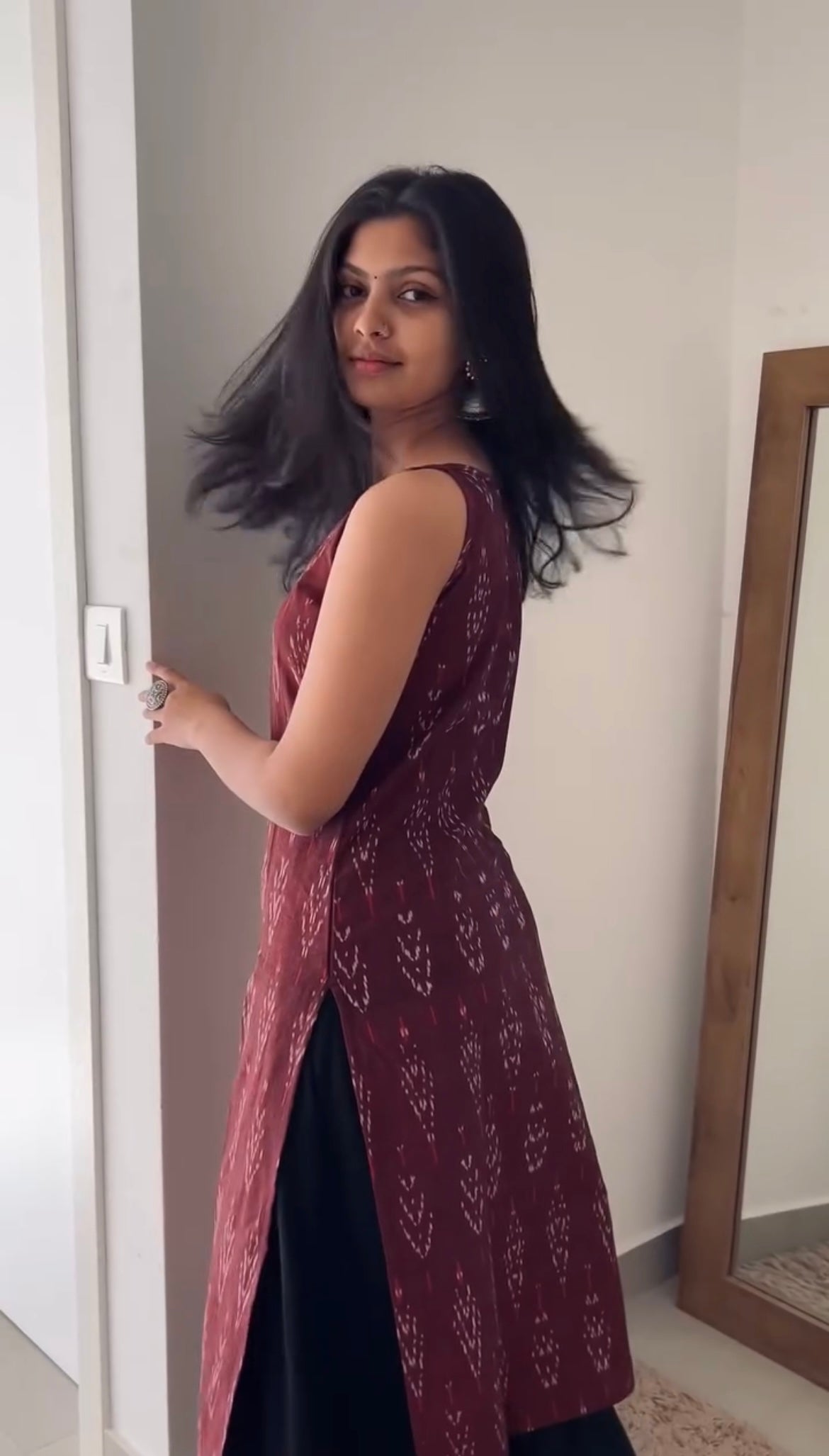 Ikat Elegance Sleeveless Kurta Set