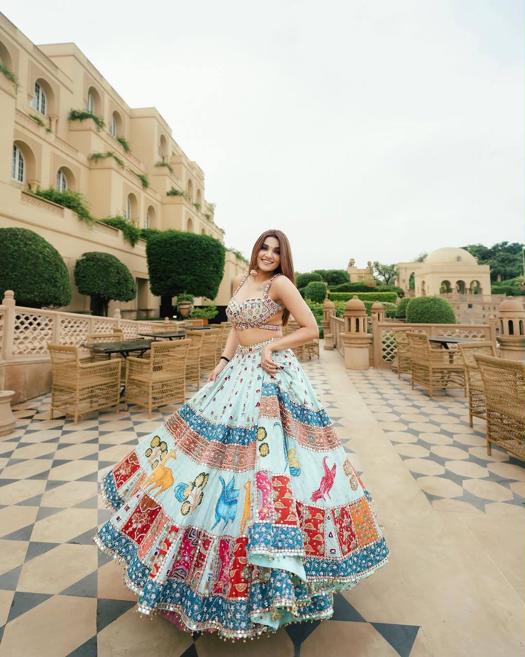 Noor-e-Rajwadi Lehenga