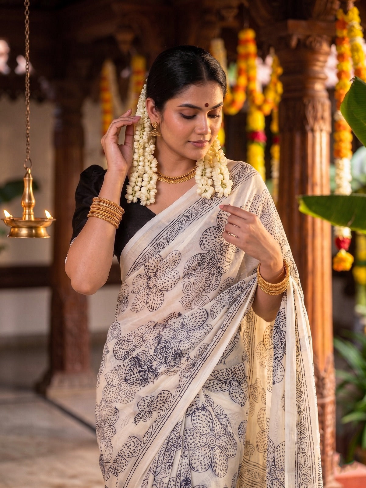 Premium Floral Cotton Saree