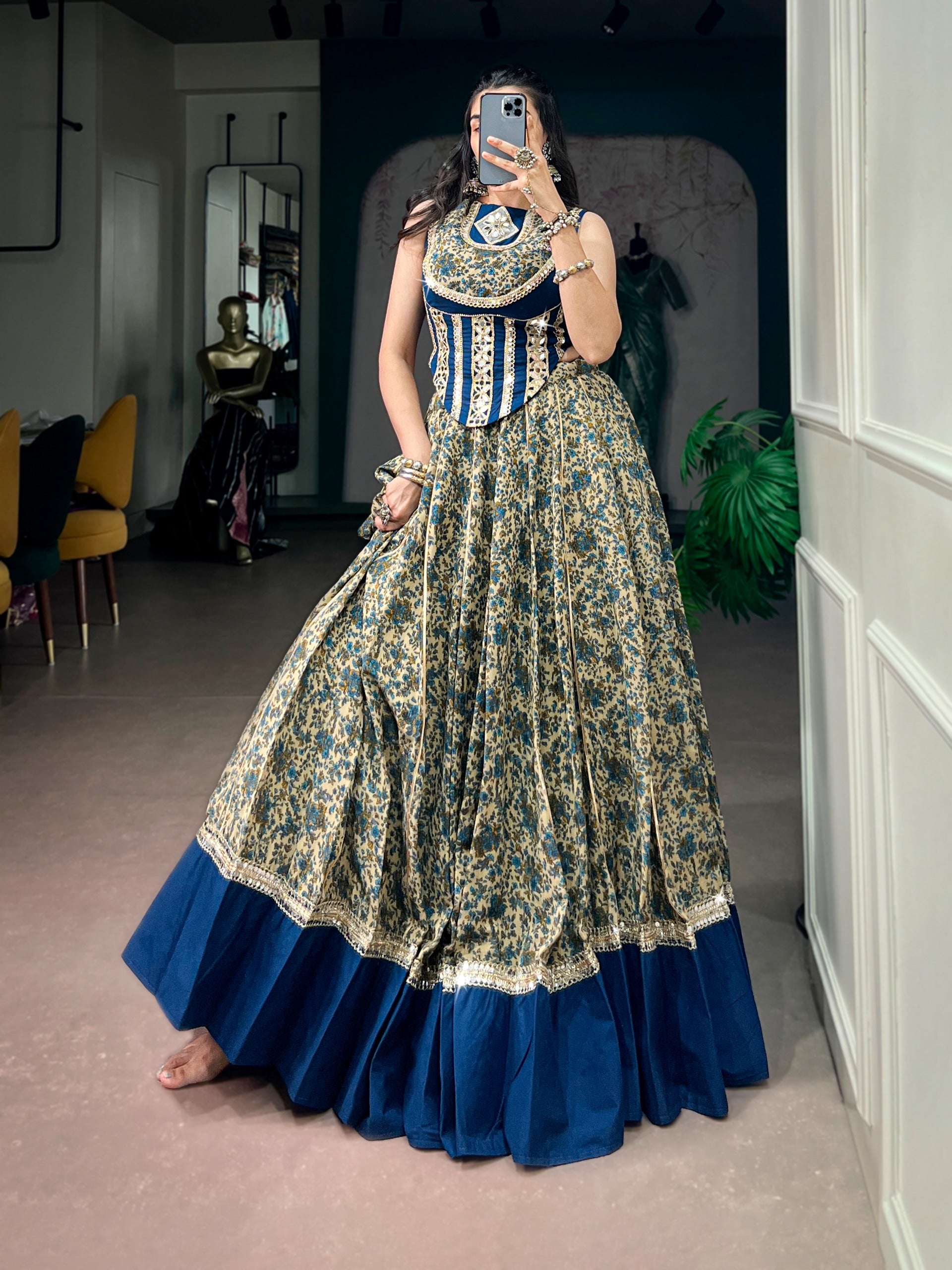 Aarzoo Mirror Bloom Lehenga