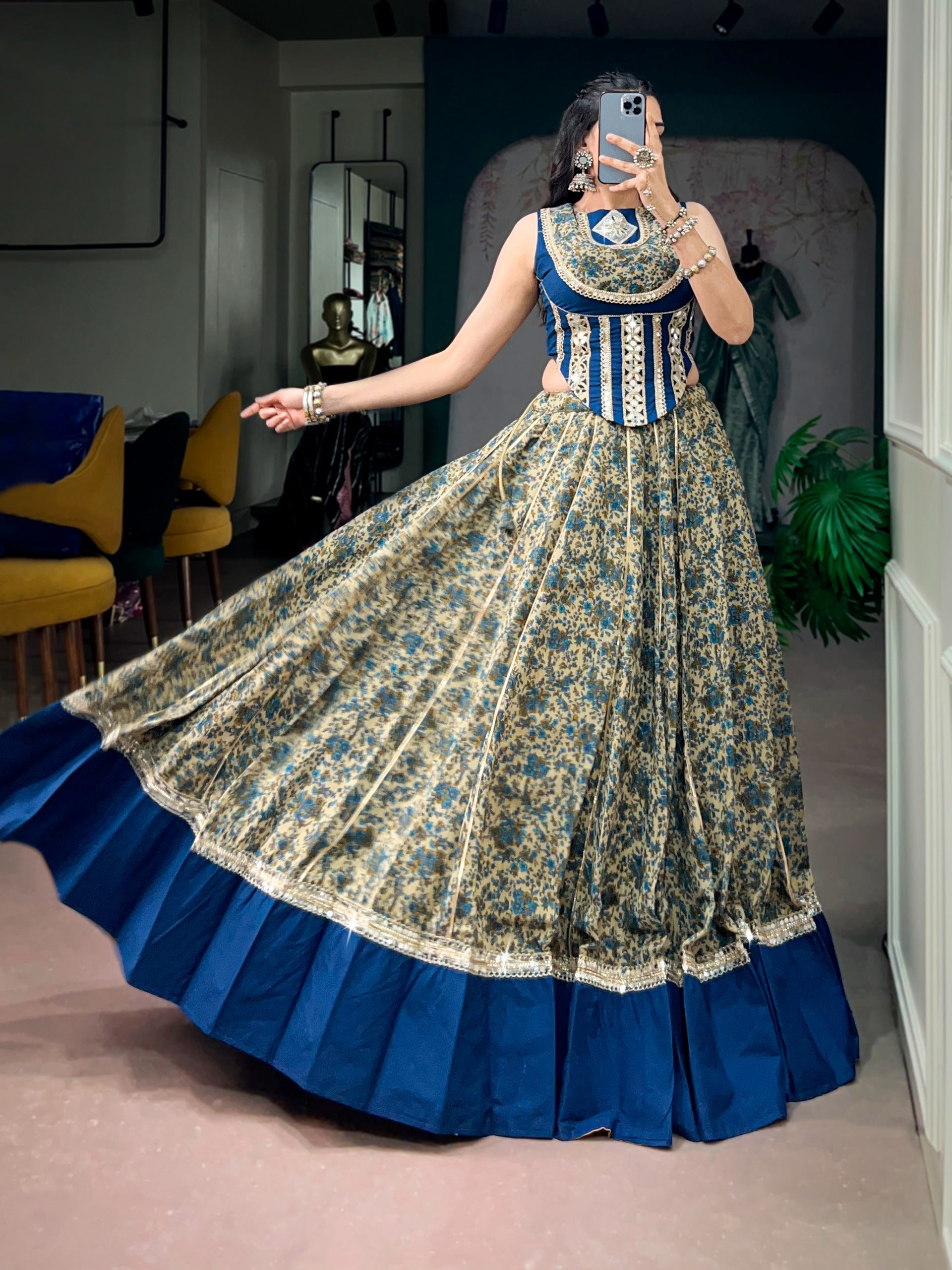 Aarzoo Mirror Bloom Lehenga