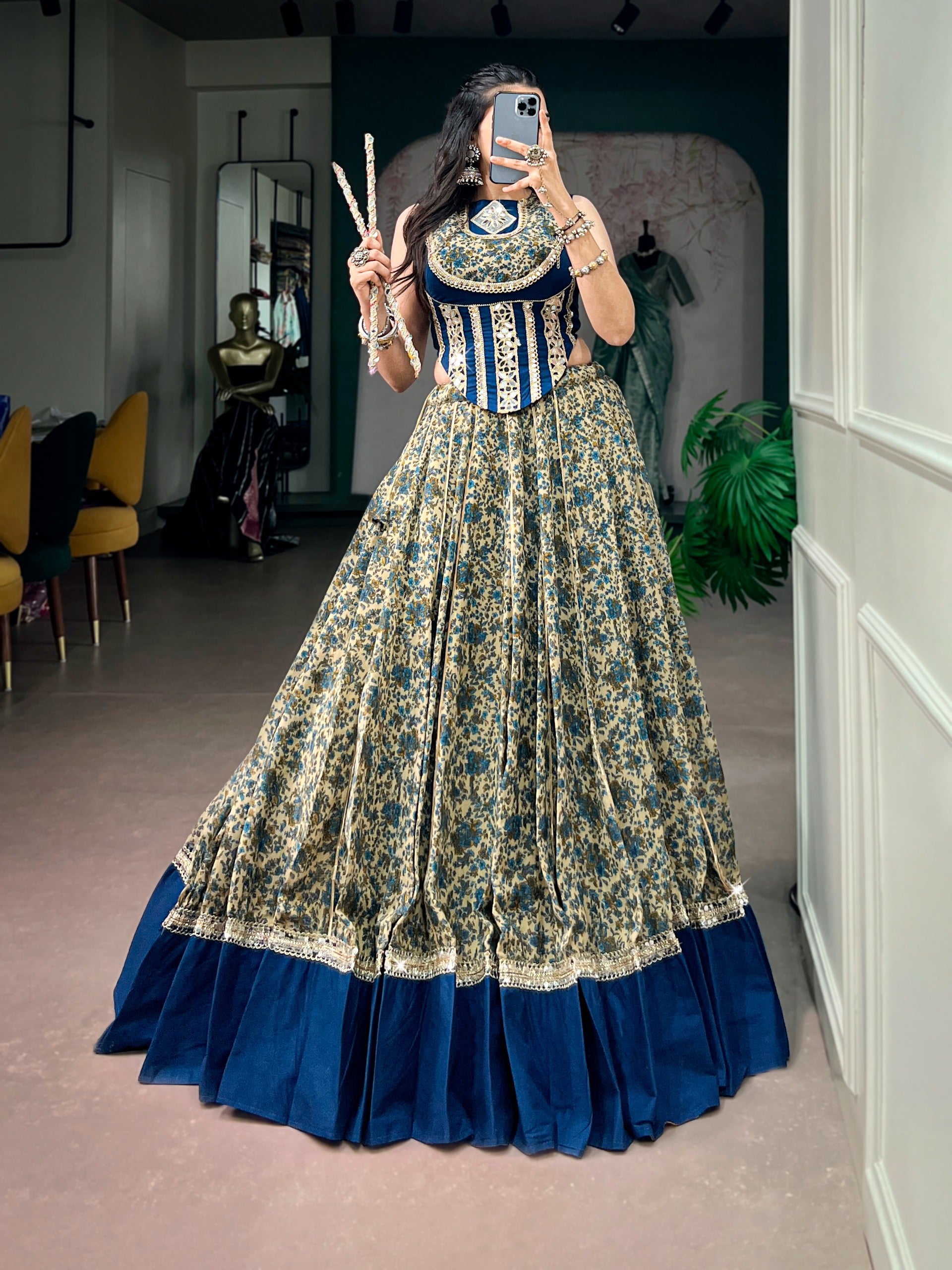 Aarzoo Mirror Bloom Lehenga