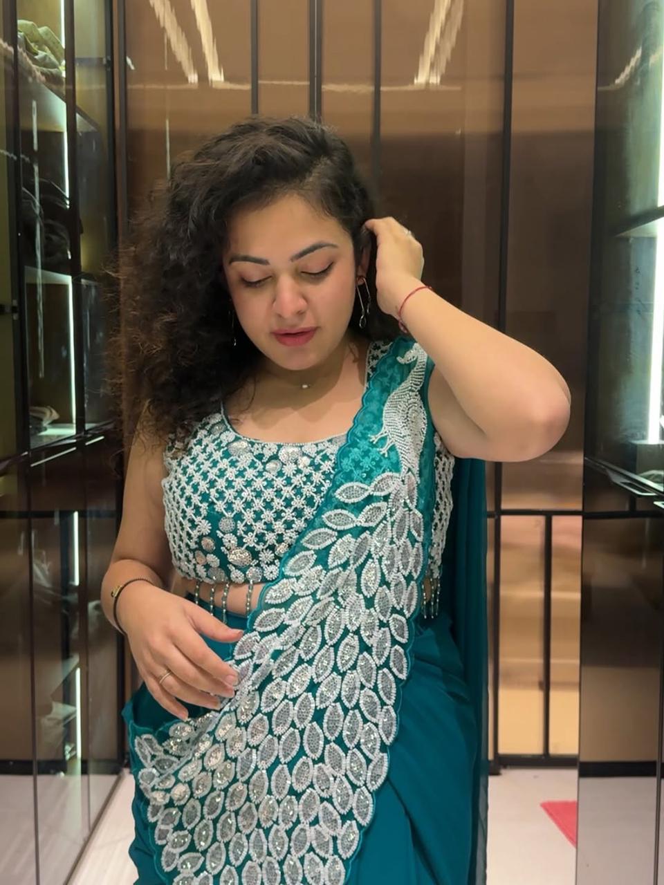 Regal Bloom Saree
