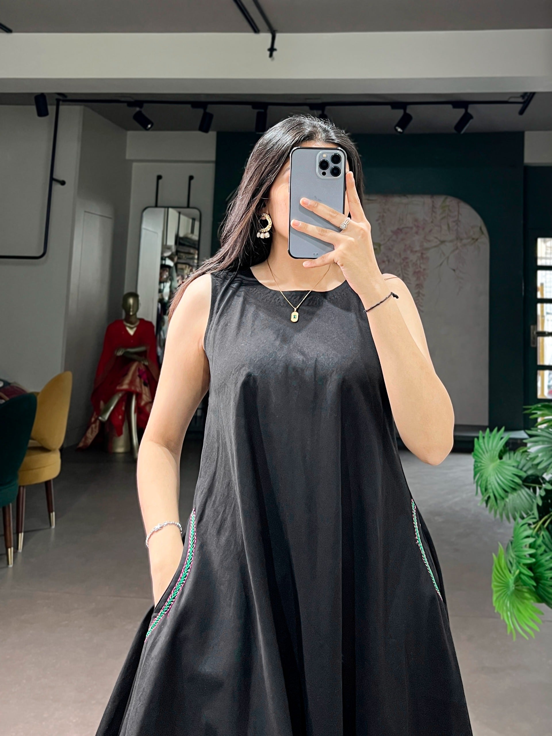 Ebony Aura Maxi
