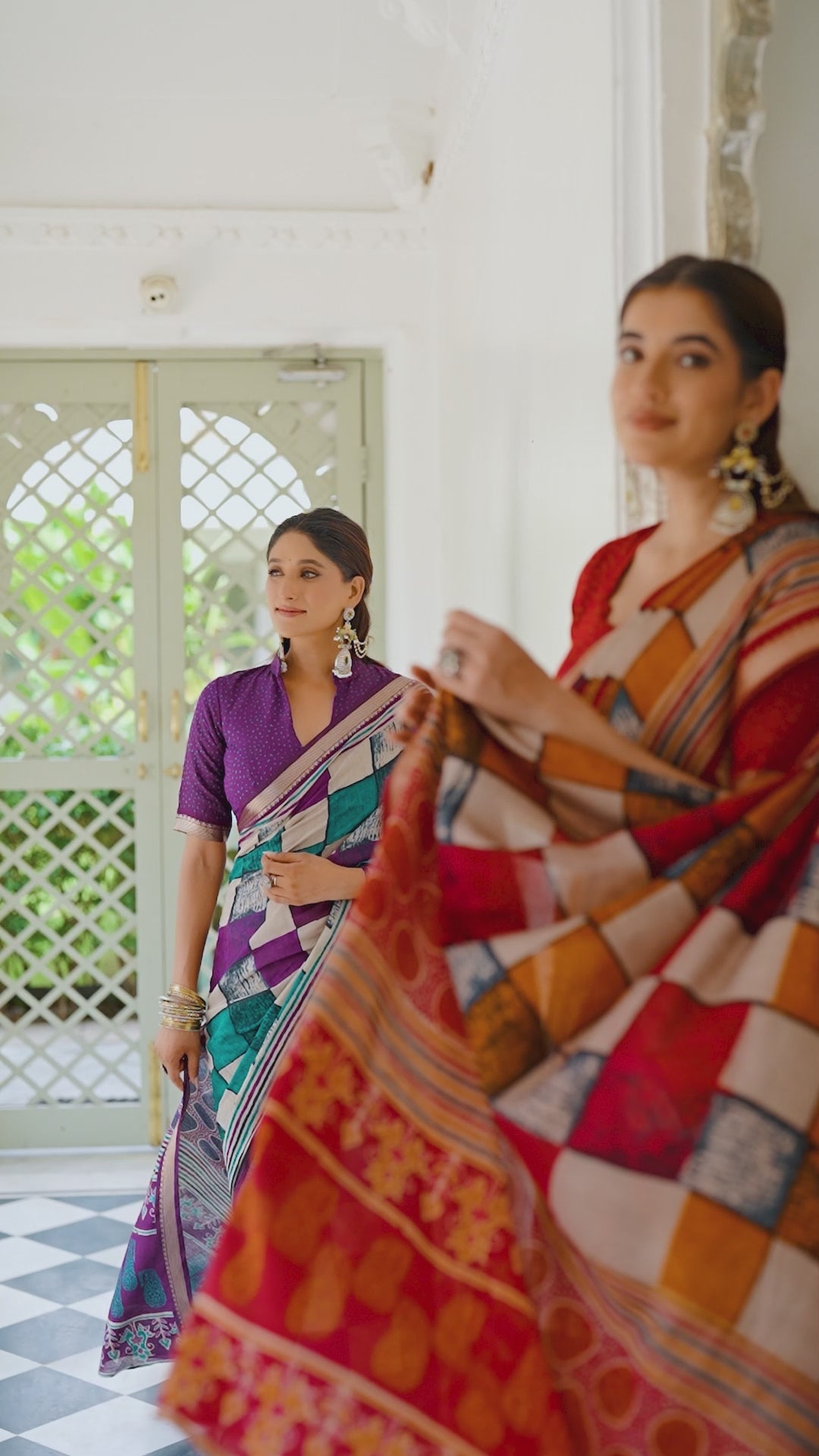 Woven whispers of royalty, wrapped in Chanderi charm